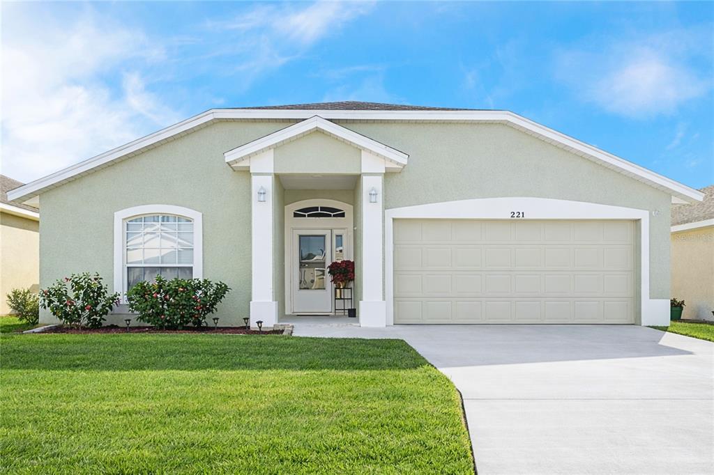 221 Prather Dr - 221 Prather Dr, Davenport, FL 33837 Luxury Property | Jose Angel Pina