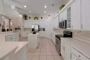 5841 Lake Melrose Dr, Orlando, FL 32829 - Photo 11