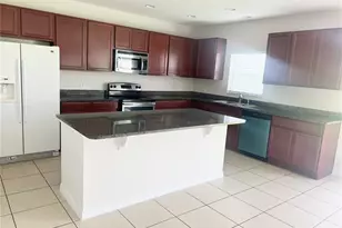 3871 Gulf Shore Cir, Kissimmee, FL 34746 - Photo 3