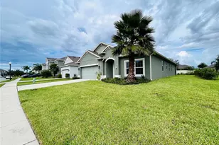 1813 Castleton Dr, Saint Cloud, FL 34771 - Photo 3