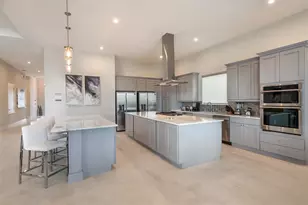 1002 Jack Nicklaus Ct, Kissimmee, FL 34747 - Photo 5