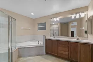 36731 Tropical Wind Ln, Grand Island, FL 32735 - Photo 23