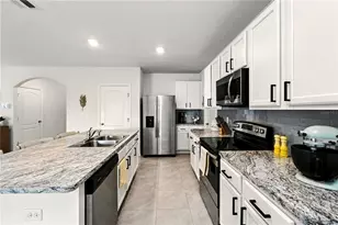 117 Eagleview Loop, Davenport, FL 33837 - Photo 9