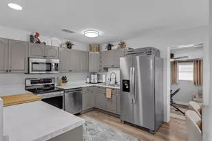 1605 Florinda Dr, Orlando, FL 32804 - Photo 13