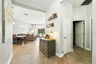 10860 Woodchase Cir, Orlando, FL 32836 - Photo 7