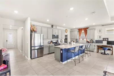 2570 Autumn Peace Drive, Kissimmee, FL 34744 - Photo 9