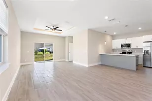 705 Fraser Ct, Kissimmee, FL 34759 - Photo 5