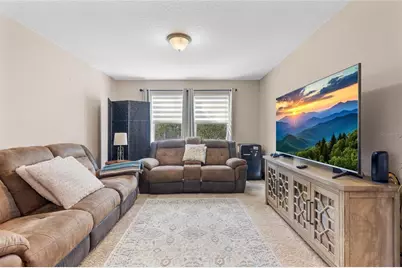 2662 Trafalgar Boulevard, Kissimmee, FL 34758 - Photo 17