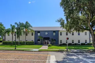 11 N Summerlin Ave, Orlando, FL 32801 - Photo 1