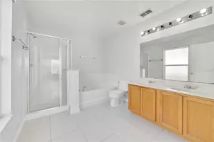 2725 Portchester Ct, Kissimmee, FL 34744 - Photo 15