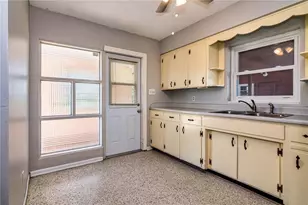 1001 Malone Dr, Orlando, FL 32810 - Photo 13