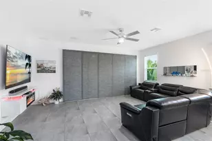 2090 Standing Rock Cir, Oakland, FL 34787 - Photo 9