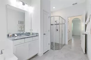 2090 Standing Rock Cir, Oakland, FL 34787 - Photo 25