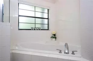 3050 Pirates Retreat Ct, Kissimmee, FL 34747 - Photo 55