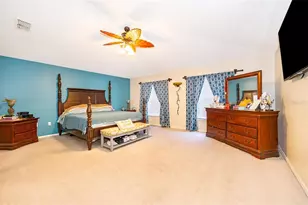 1040 Tawny Eagle Dr, Groveland, FL 34736 - Photo 23