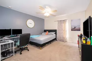 1040 Tawny Eagle Dr, Groveland, FL 34736 - Photo 29