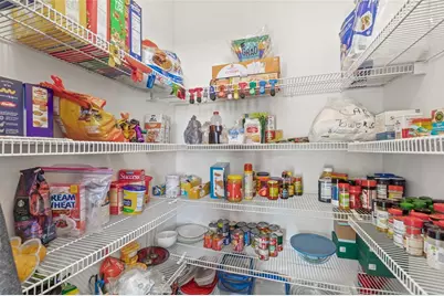 10048 Stratford Pointe Avenue, Orlando, FL 32832 - Photo 11