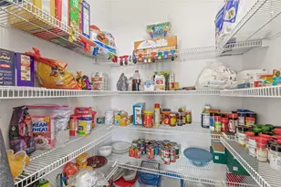 10048 Stratford Pointe Ave, Orlando, FL 32832 - Photo 11