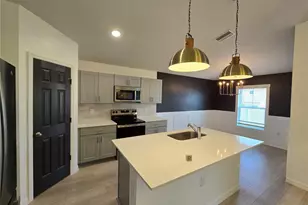 2441 Oakwood Ln, Davenport, FL 33837 - Photo 9