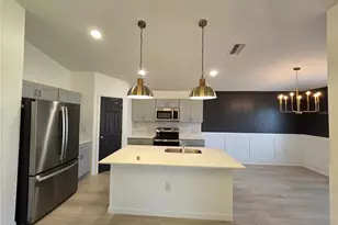 2441 Oakwood Ln, Davenport, FL 33837 - Photo 7