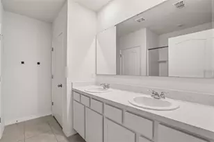 935 August Sky Dr, Deltona, FL 32738 - Photo 17