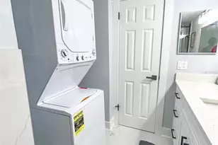 315 Medallion Blvd, Madeira Beach, FL 33708 - Photo 9