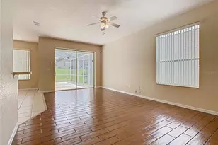 1719 N Hampton Dr, Davenport, FL 33897 - Photo 9