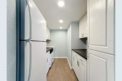 770 Ridenhour Circle #770, Orlando, FL 32809 - Photo 9