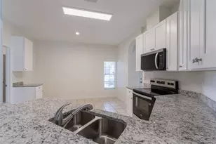 10859 Hoffner Edge Dr, Riverview, FL 33579 - Photo 9