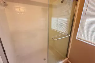 717 Golden Sunshine Cir, Orlando, FL 32807 - Photo 17