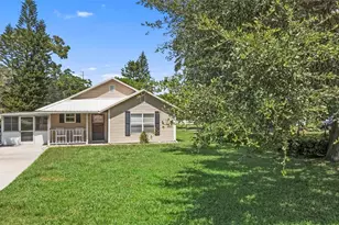 677 E Warner St, Groveland, FL 34736 - Photo 5