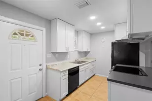 677 E Warner St, Groveland, FL 34736 - Photo 19
