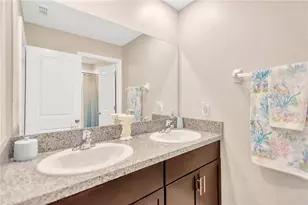 5441 Rainwood Meadows Dr, Apollo Beach, FL 33572 - Photo 23