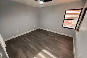 314 Spring Lakes Blvd, Bradenton, FL 34210 - Photo 7