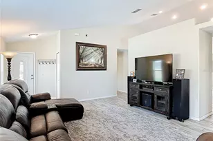 1422 Osprey Hunt Ln, Eustis, FL 32736 - Photo 9