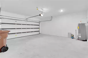 4688 Golden Knight Blvd, Kissimmee, FL 34746 - Photo 19