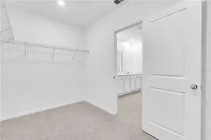 4688 Golden Knight Blvd, Kissimmee, FL 34746 - Photo 15