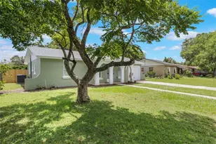 5619 Pinerock Rd, Orlando, FL 32810 - Photo 3