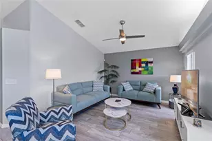 200 Lockbreeze Dr, Davenport, FL 33897 - Photo 5