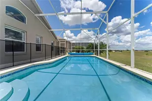 200 Lockbreeze Dr, Davenport, FL 33897 - Photo 3