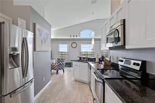 200 Lockbreeze Dr, Davenport, FL 33897 - Photo 7