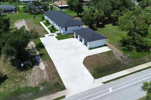 260 Rotonda Blvd W, Rotonda West, FL 33947 - Photo 3