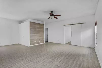 5673 Parkview Lake Drive, Orlando, FL 32821 - Photo 9