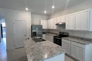 1252 Yellow Finch Dr, Davenport, FL 33837 - Photo 5