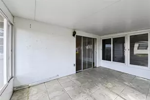 2560 Golf Course Dr, Sarasota, FL 34234 - Photo 25