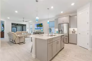 1062 Umbria Dr, Kissimmee, FL 34759 - Photo 9