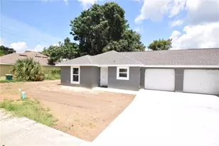 935 E McDonald Ave, Eustis, FL 32726 - Photo 1