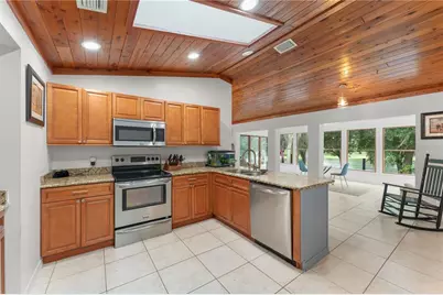 7921 Sebago Court, Orlando, FL 32835 - Photo 9