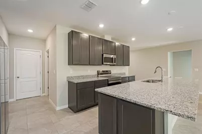 12899 Florida Avenue, Astatula, FL 34705 - Photo 23