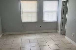 2779 L B McLeod Rd, Orlando, FL 32805 - Photo 5